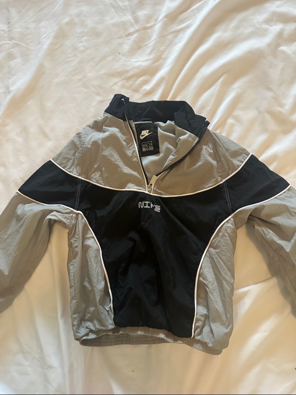 Nike Black and Gray Kids Windbreaker Pullover Hoodie